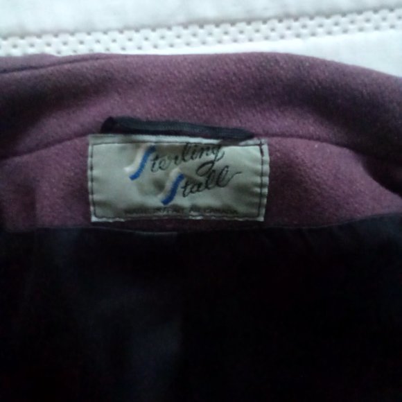 Mid length wool coat by Sterling Stall of Canada. Vintage style, Raspberry colo - Picture 3 of 3